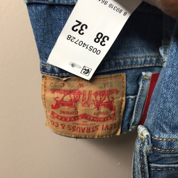 Jeans - Picture 2 of 4